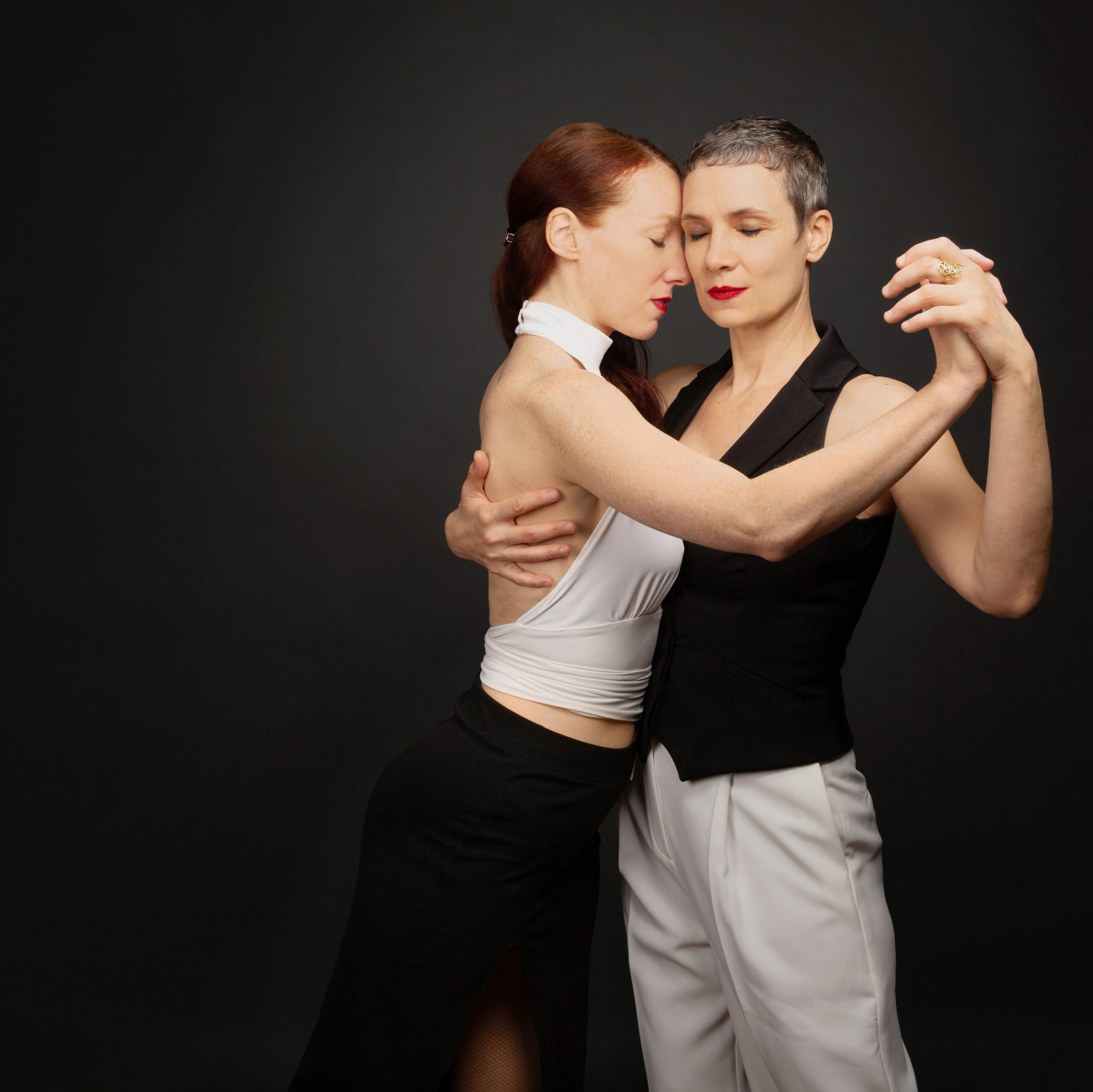 Celine Tiberghien - Professeure de Tango Celine Tiberghien - Professeure de Tango